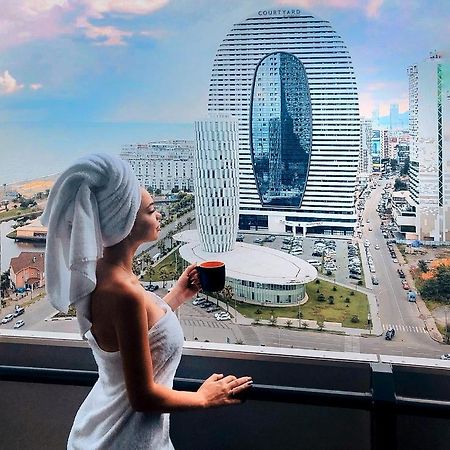 Sea View Aparthotel In Батуми Экстерьер фото