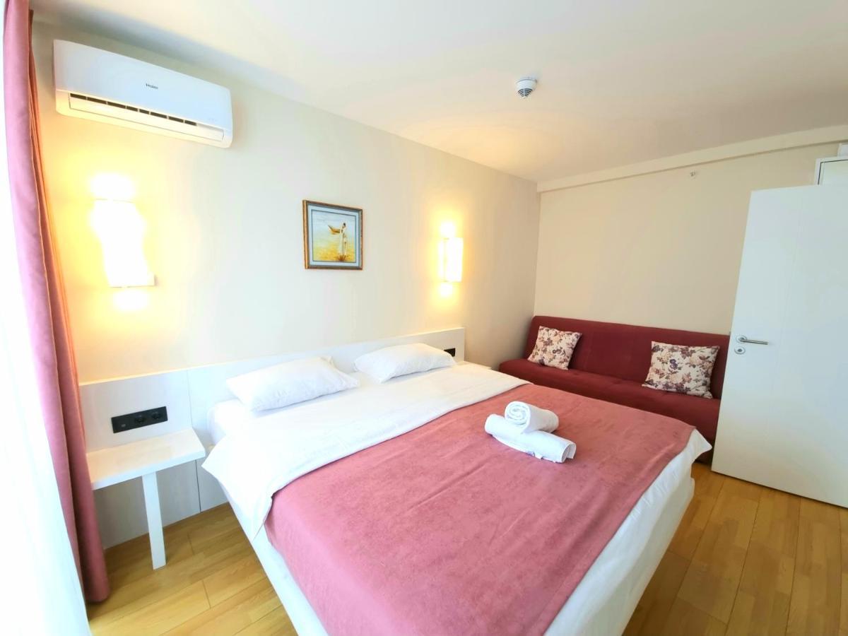 Sea View Aparthotel In Батуми Экстерьер фото