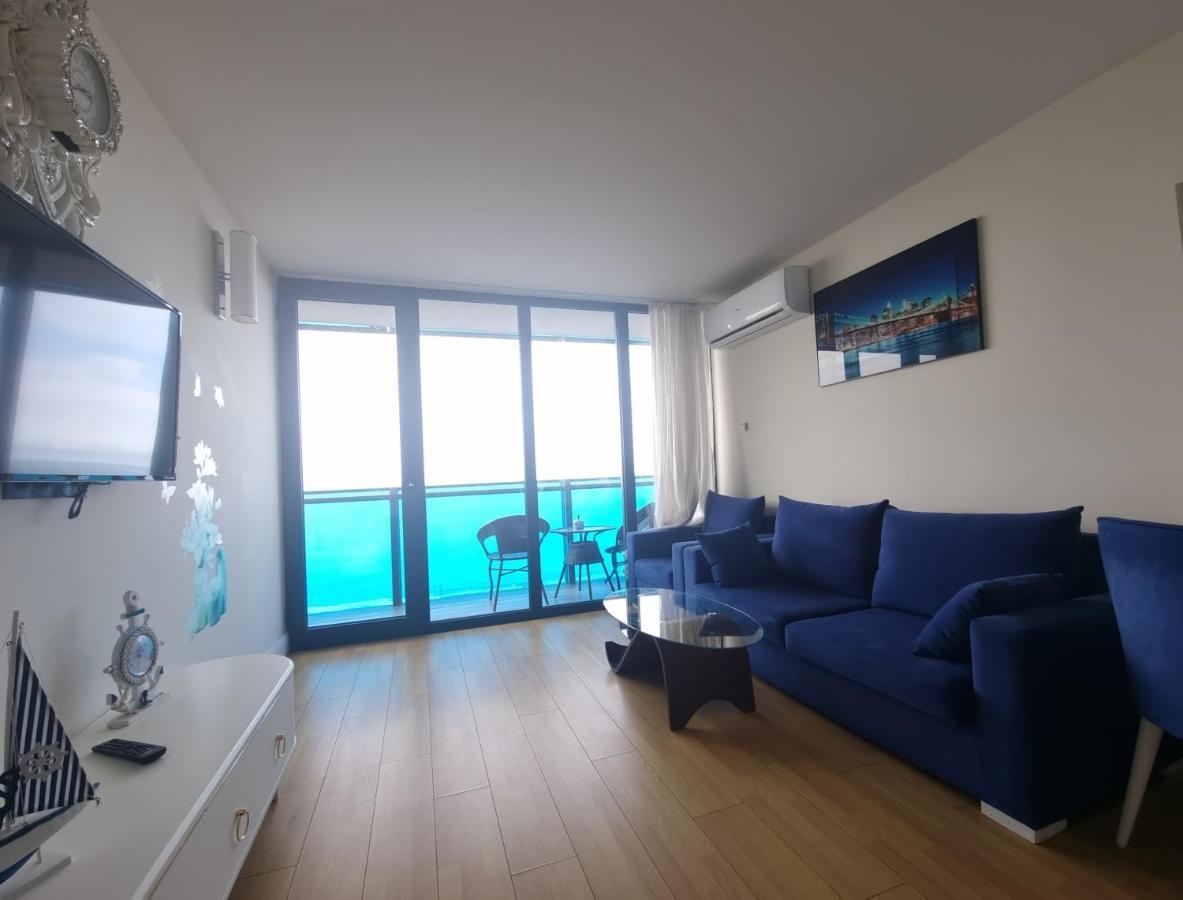 Sea View Aparthotel In Батуми Экстерьер фото
