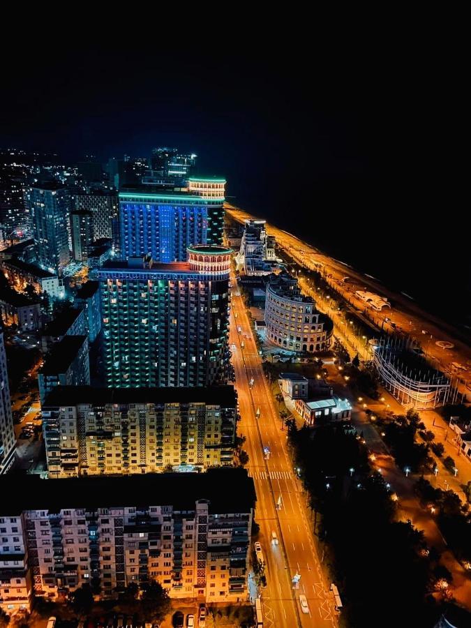 Sea View Aparthotel In Батуми Экстерьер фото