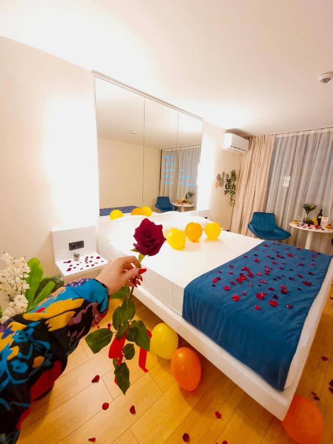 Sea View Aparthotel In Батуми Экстерьер фото