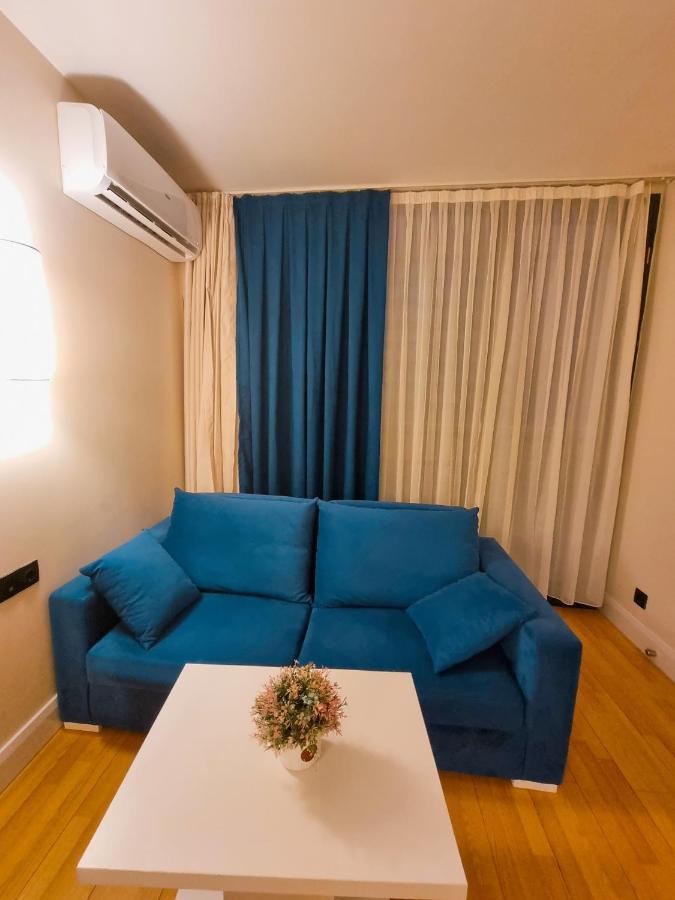 Sea View Aparthotel In Батуми Экстерьер фото