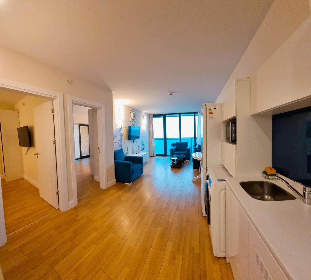 Sea View Aparthotel In Батуми Экстерьер фото