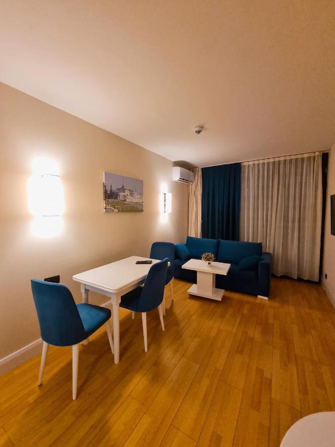 Sea View Aparthotel In Батуми Экстерьер фото